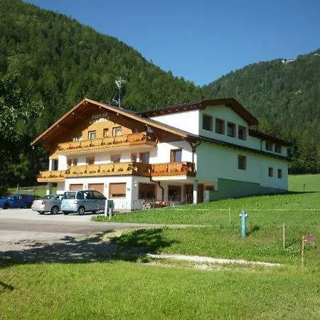 Hotel Wiesenhof Campo di Trens