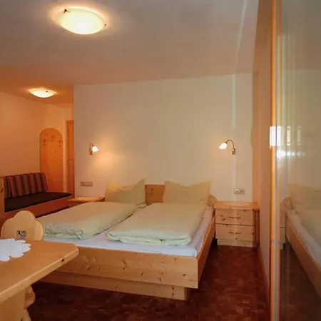Hotel Wiesenhof Campo di Trens